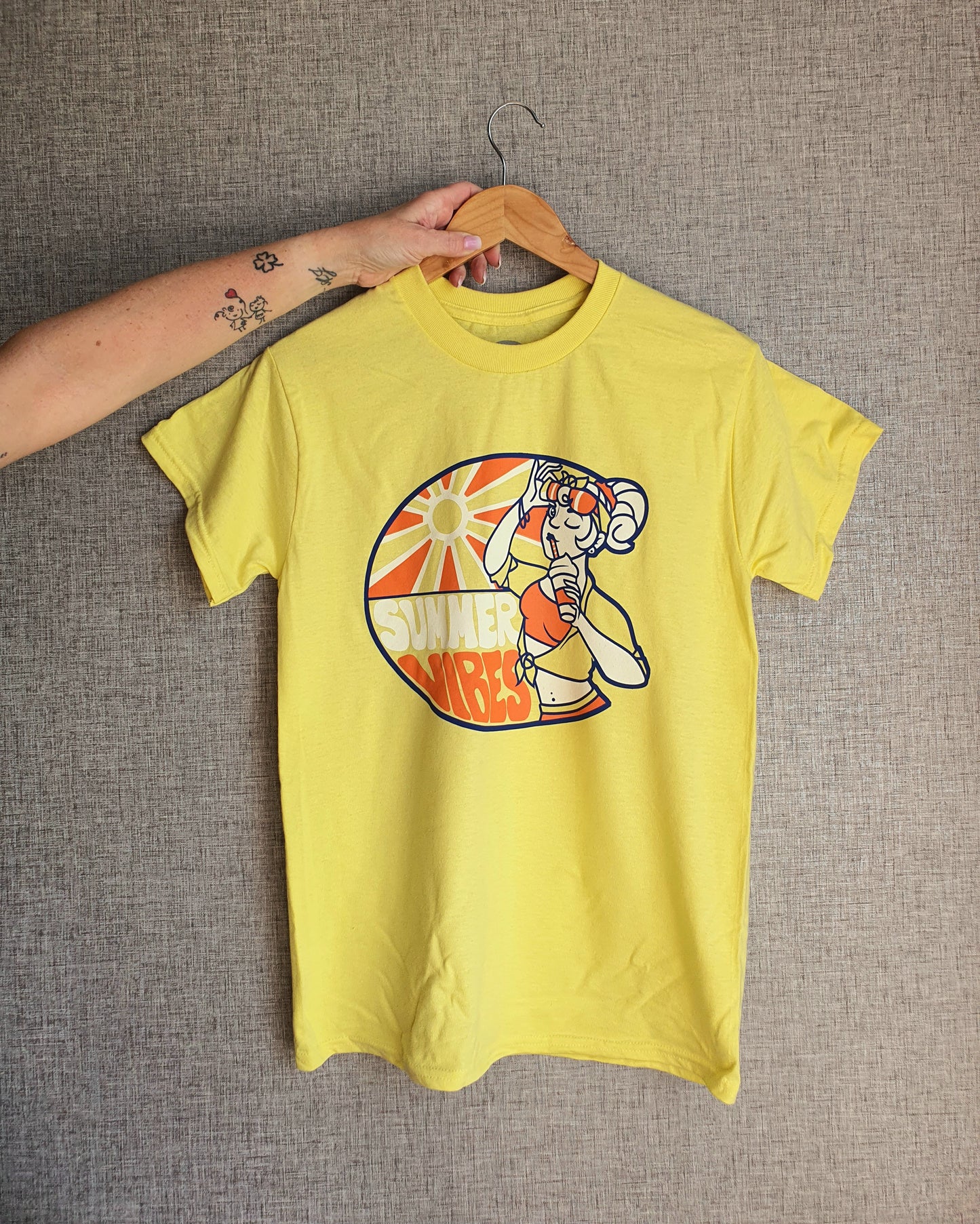 ☀️ Summer Vibes ☀️ | SHIRT OF THE MONTH | Screen Printed T-Shirt